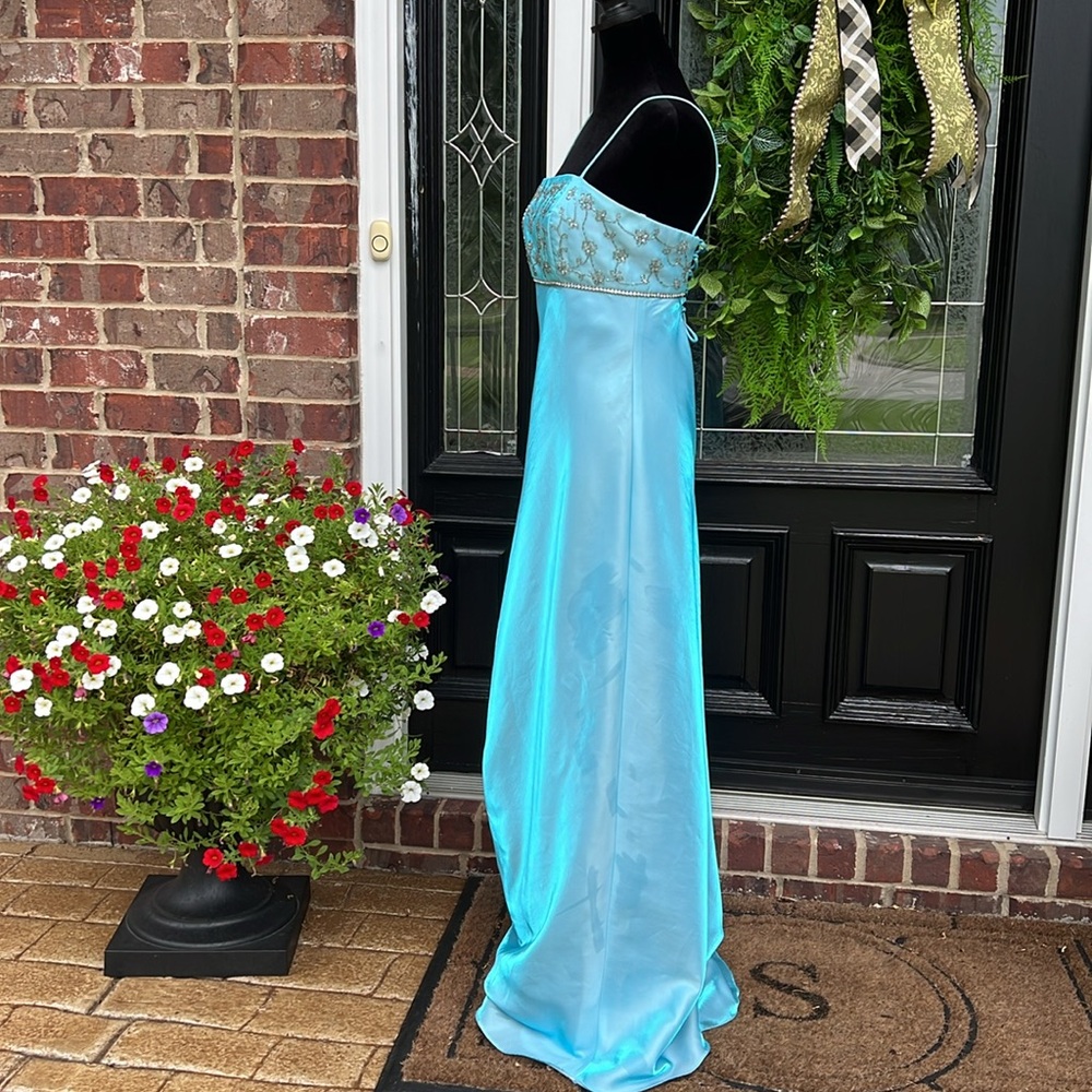 Cache Formal - image 7